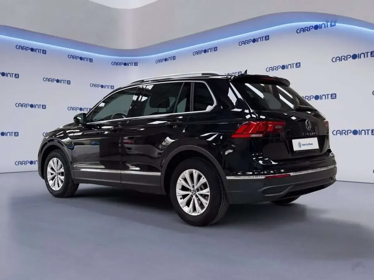 Usata VW Tiguan Life 150 CV (110 kW) 2021 Nero SUV