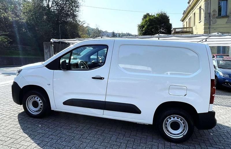 Occasion Peugeot Partner Premium 102 ch (75 kW) 2020 Blanc Monospace