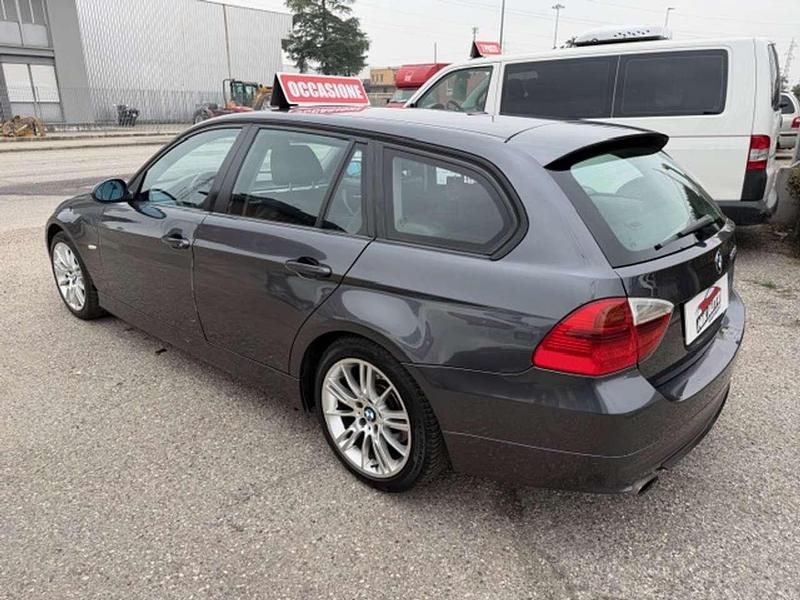Usata BMW 320 M Sport 177 CV (130 kW) 2008 Grigio Station wagon