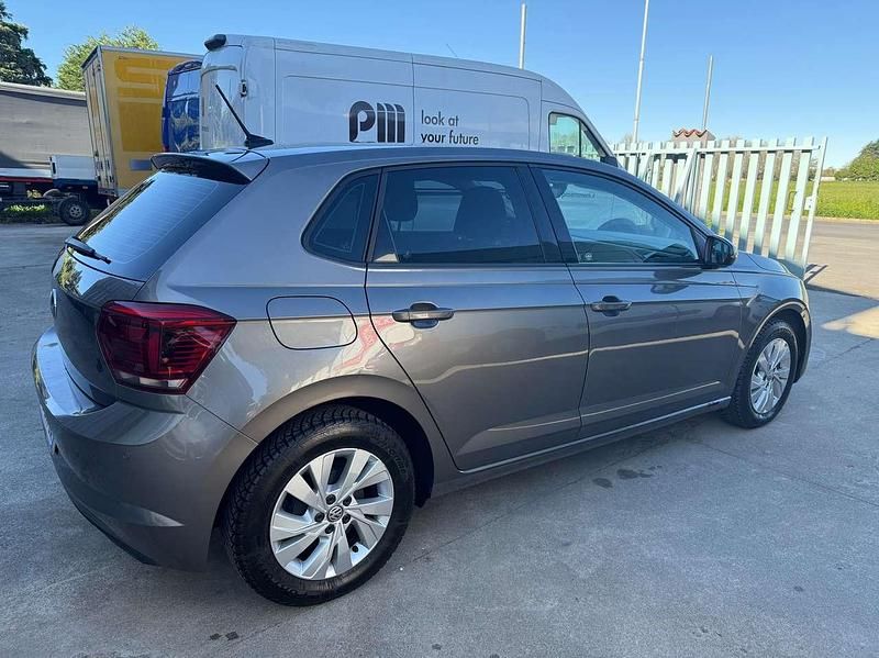 Usata VW Polo Highline 95 CV (69 kW) 2018 Argento Utilitaria