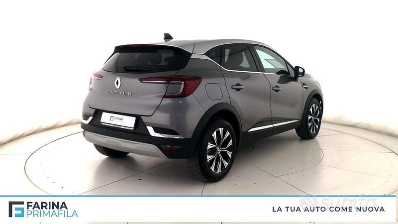 Gebraucht Renault Captur Techno 91 PS (66 kW) 2024 Grau SUV
