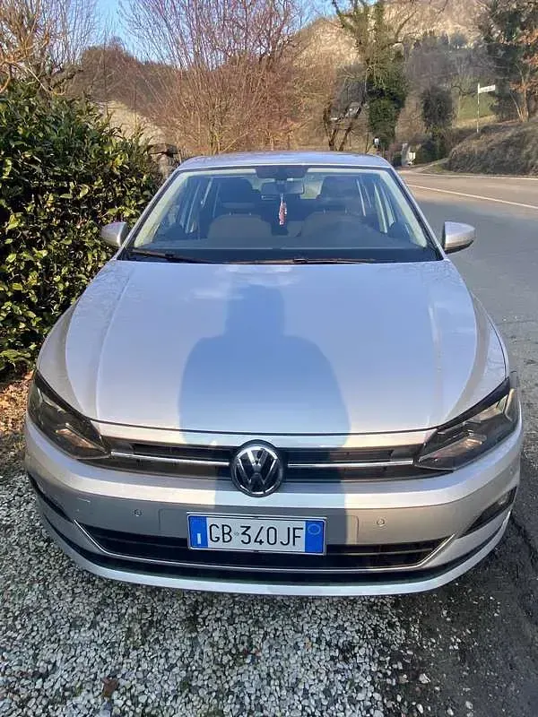 Usata VW Polo Sportline 95 CV (69 kW) 2020 Grigio Berlina