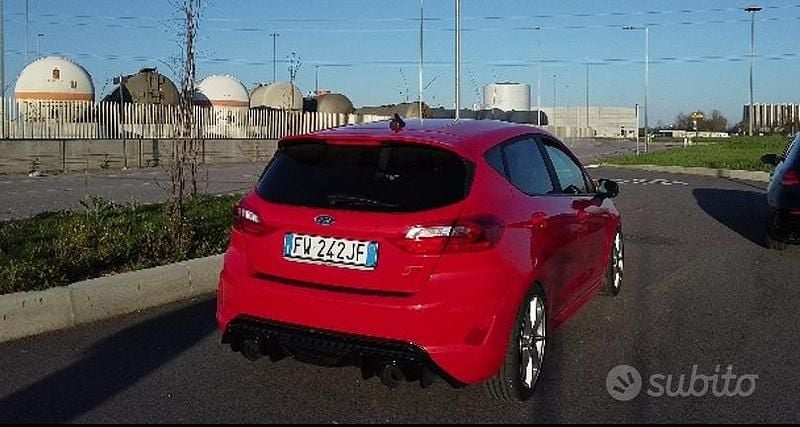 Usata Ford Fiesta ST 230 CV (169 kW) 2019 Rosso Berlina
