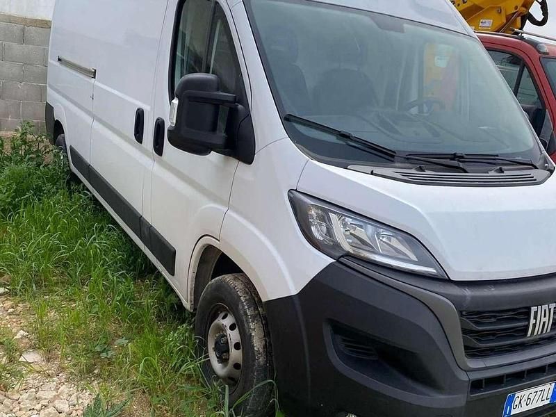 Usata Fiat Ducato 140 CV (102 kW) 2022 Bianco Furgone