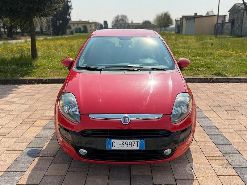Usata Fiat Punto Evo S 77 CV (56 kW) 2011 Rosso Utilitaria