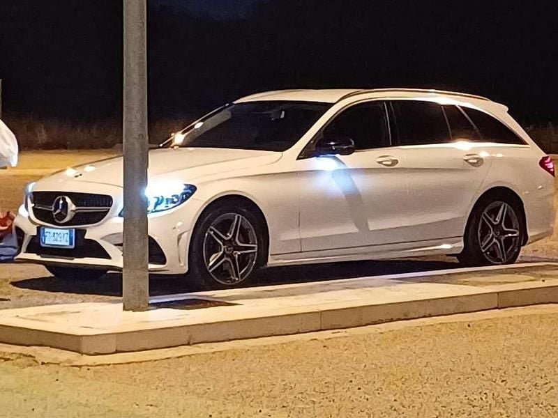Usata Mercedes C220 Premium 194 CV (142 kW) 2019 Bianco Station wagon
