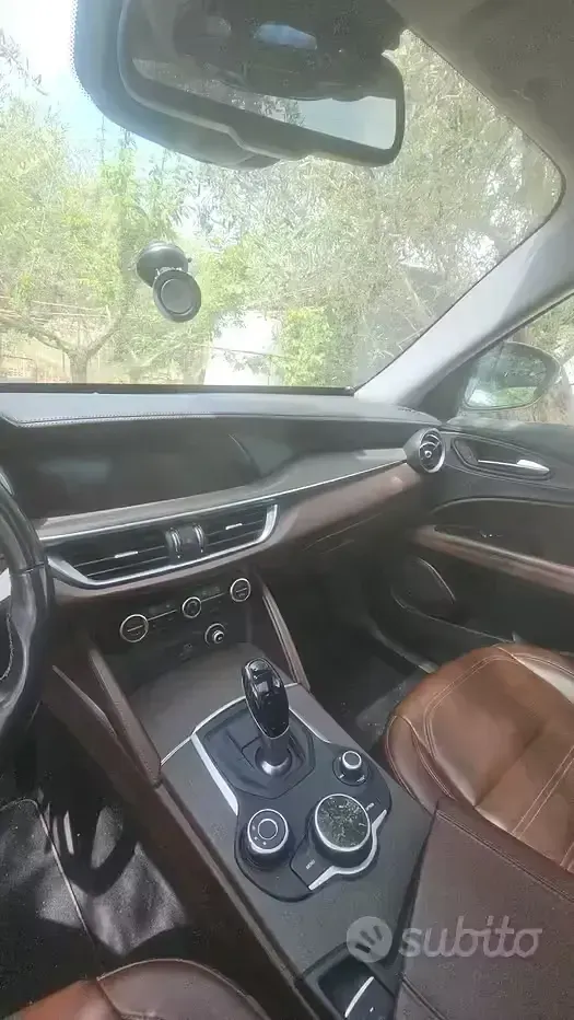 Usata Alfa Romeo Stelvio Executive 280 CV (205 kW) 2018 Grigio SUV