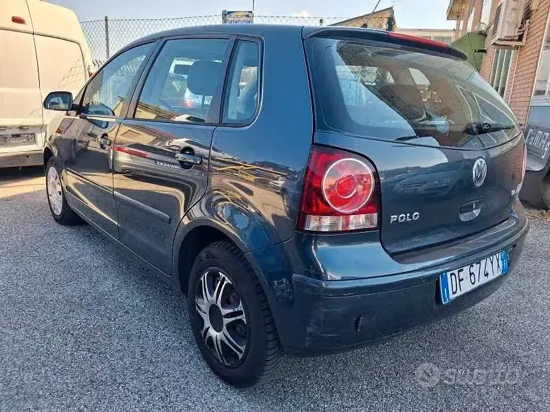 Usata VW Polo Comfortline 69 CV (50 kW) 2007 Grigio Utilitaria