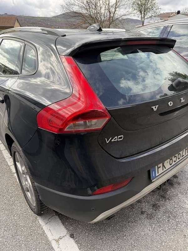Usata Volvo V40 CC Summum 150 CV (110 kW) 2014 Station wagon