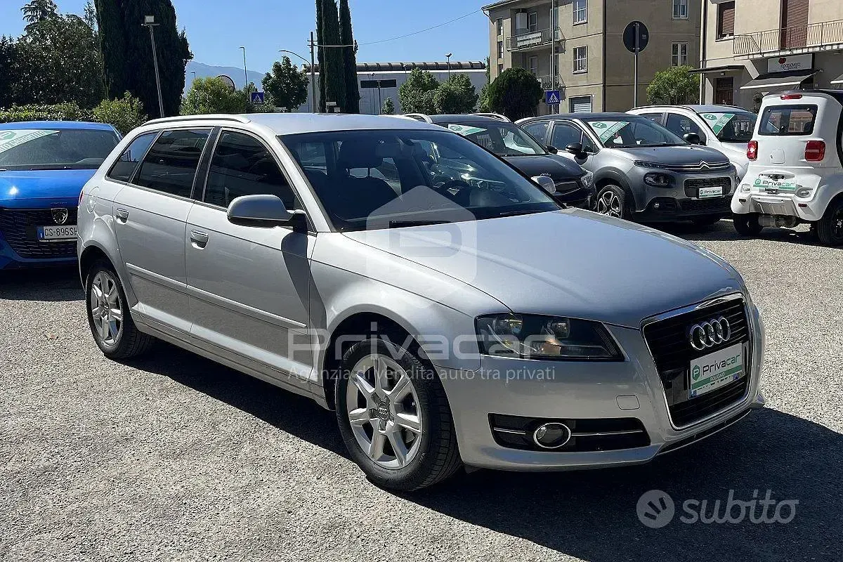 Usata Audi A3 Sportback Ambiente 105 CV (77 kW) 2011 Grigio Utilitaria