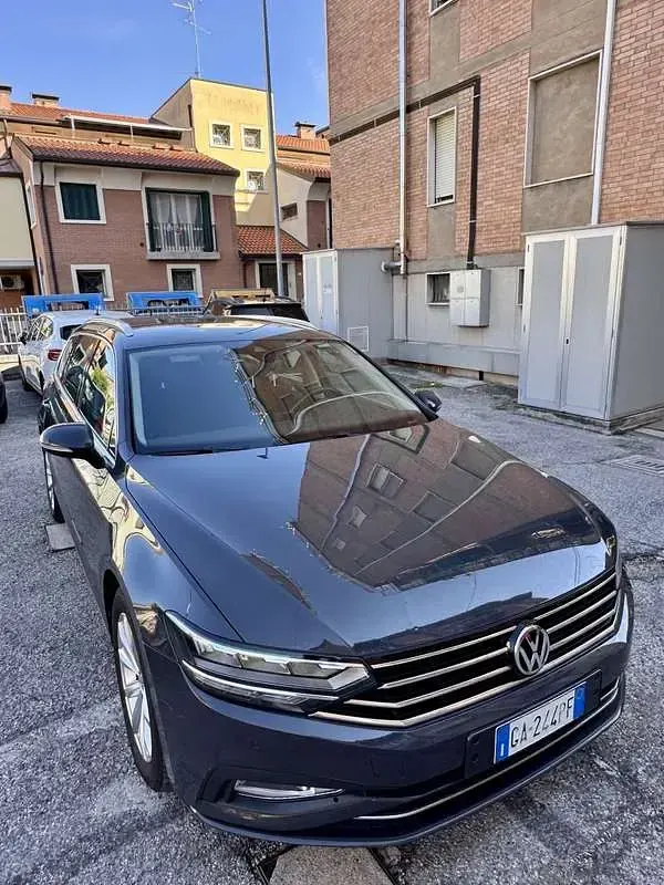 Usata VW Passat Elegance 150 CV (110 kW) 2020 Station wagon