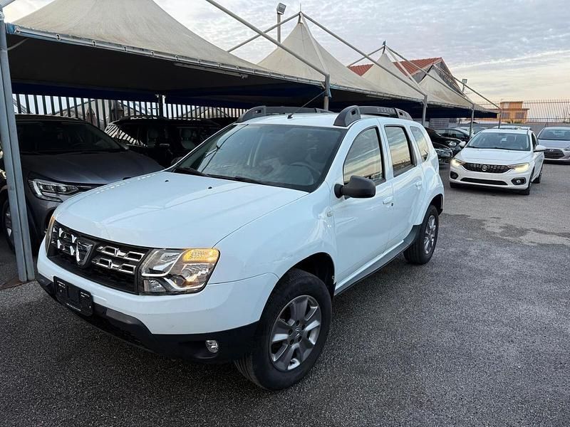 Usata Dacia Duster Ambiance 115 CV (84 kW) 2017 Bianco Station wagon