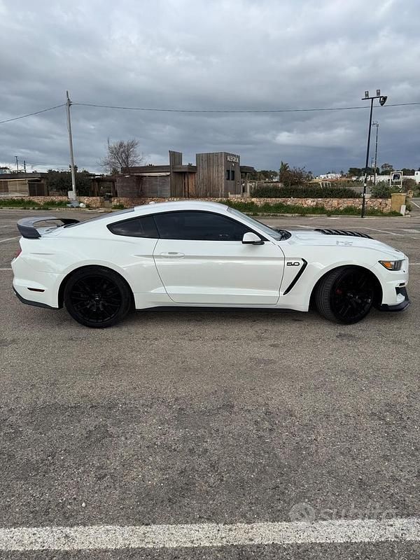 Usata Ford Mustang GT 421 CV (309 kW) 2015 Bianco Coupé