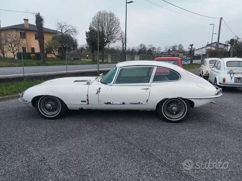 Usata Jaguar E-Type 1960 Bianco Coupé