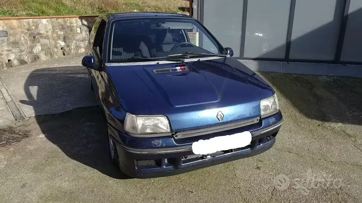 Occasion Renault Clio 137 PK (100 kW) 1991 Blauw Hatchback