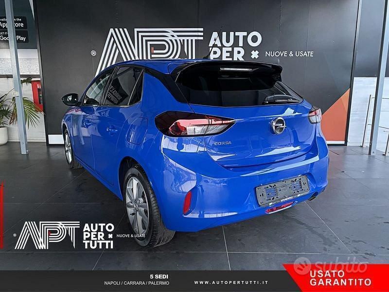 Usata Opel Corsa Elegance 101 CV (74 kW) 2023 Blu Berlina