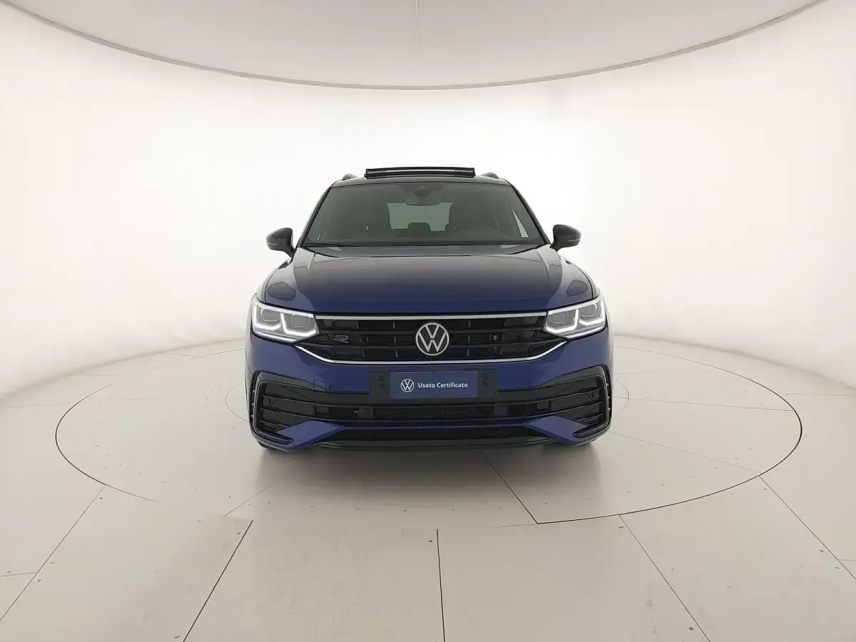 Usata VW Tiguan R-line 150 CV (110 kW) 2022 L9 lapiz blue metallizzato SUV