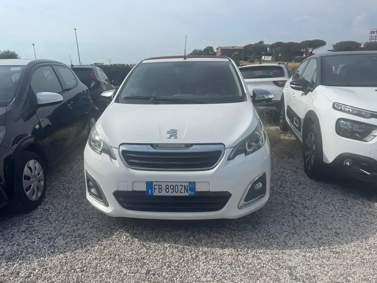 Usata Peugeot 108 Allure 82 CV (60 kW) 2015 Cabrio