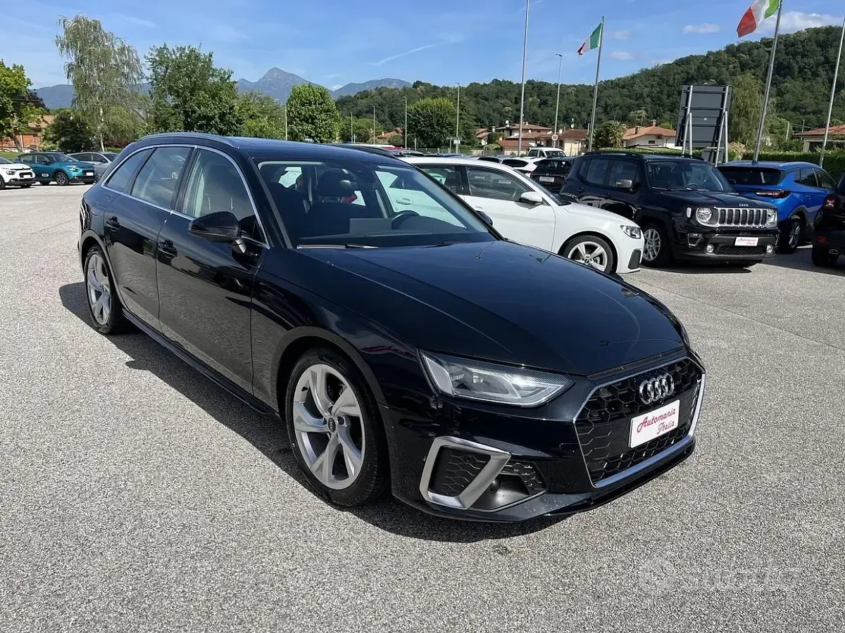 Usata Audi A4 163 CV (119 kW) 2022 Nero Station wagon