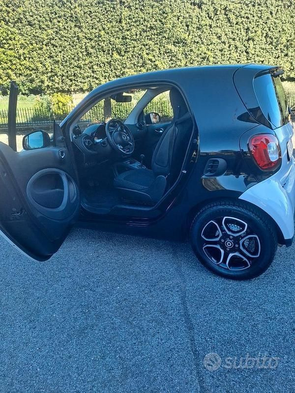 Usata Smart ForTwo Cabrio 2018 Bianco Cabrio