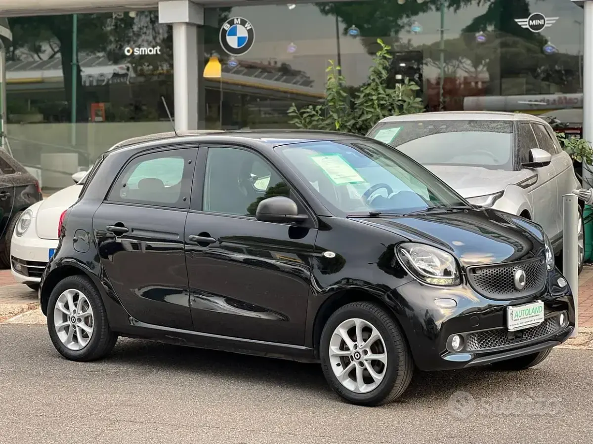 Usata Smart ForFour Passion 71 CV (52 kW) 2018 Nero Utilitaria