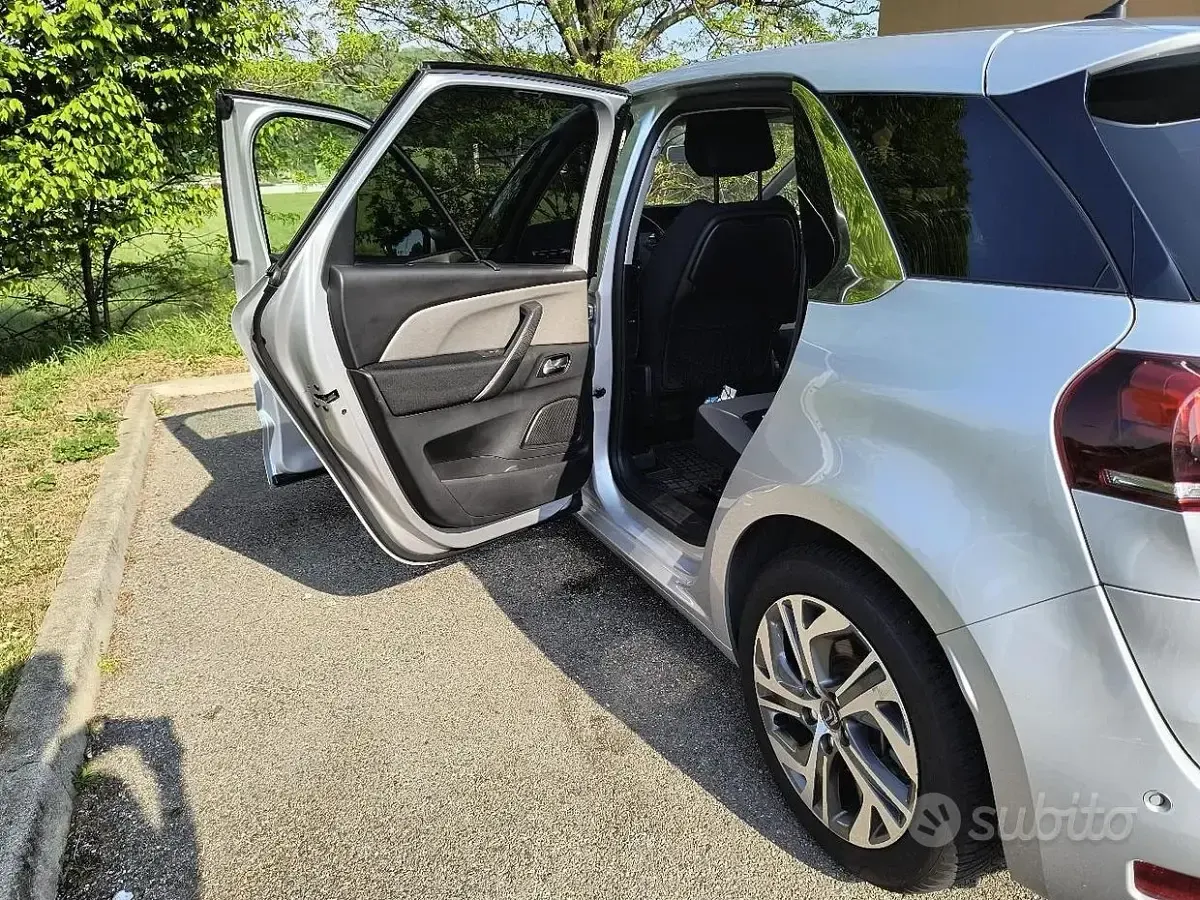 Usata Citroën C4 Picasso Business Class 120 CV (88 kW) 2016 Grigio Monovolume