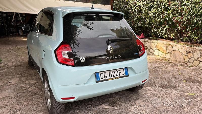 Usata Renault Twingo 60 kW (82 CV) 2021 Blu Utilitaria