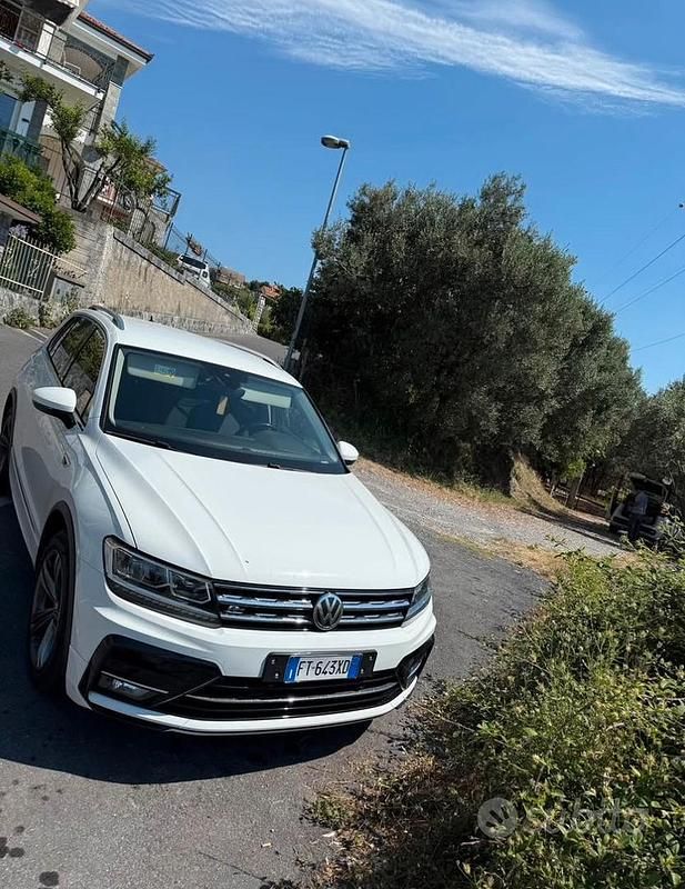 Usata VW Tiguan R-line 150 CV (110 kW) 2018 Bianco SUV