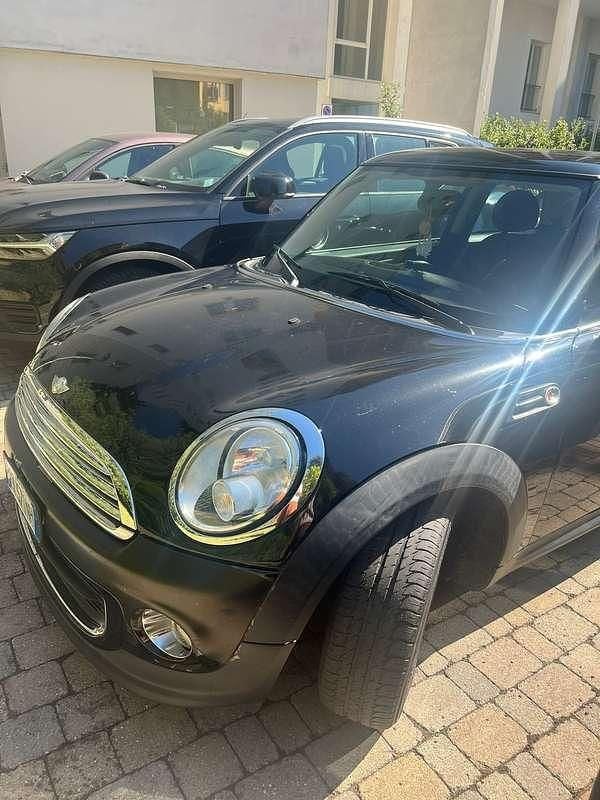 Usata Mini ONE 75 CV (55 kW) 2011 Nero Utilitaria