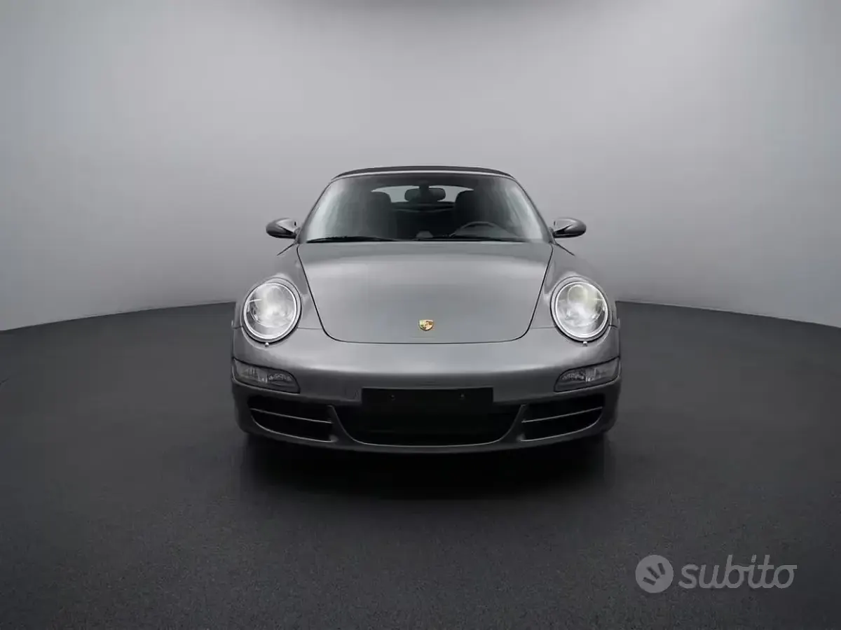 Usata Porsche 911 Carrera 4S Cabriolet 355 CV (261 kW) 2007 Grigio Cabrio