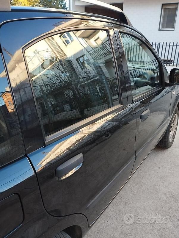 Usata Fiat Panda 77 CV (56 kW) 2012 Nero Utilitaria