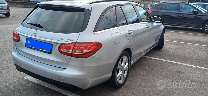 Usata Mercedes C200 136 CV (100 kW) 2015 Grigio Station wagon