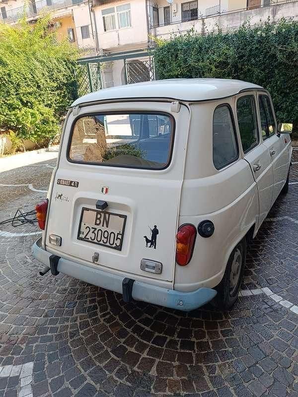 Usata Renault R4 33 CV (24 kW) 1990