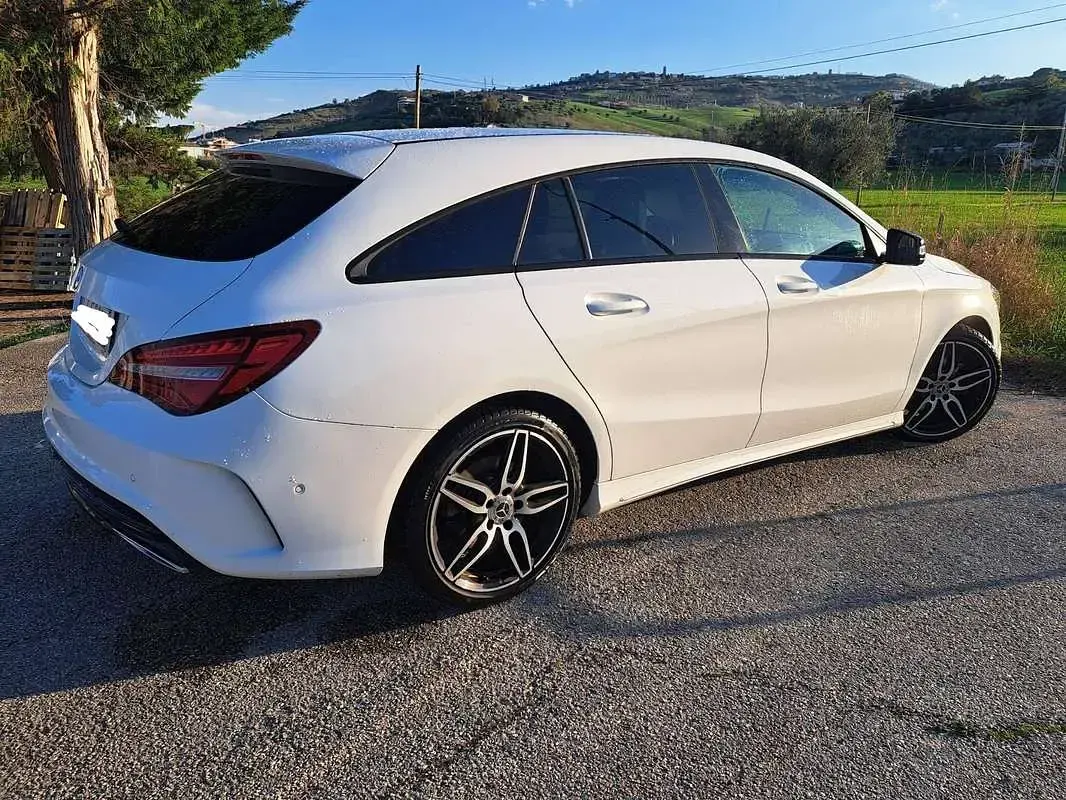 Usata Mercedes CLA200 Shooting Brake Premium 136 CV (100 kW) 2019 Bianco Station wagon
