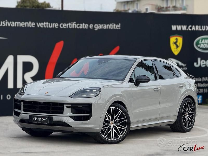 Usata Porsche Cayenne Coupe Sport 354 CV (260 kW) 2025 Grigio Coupé
