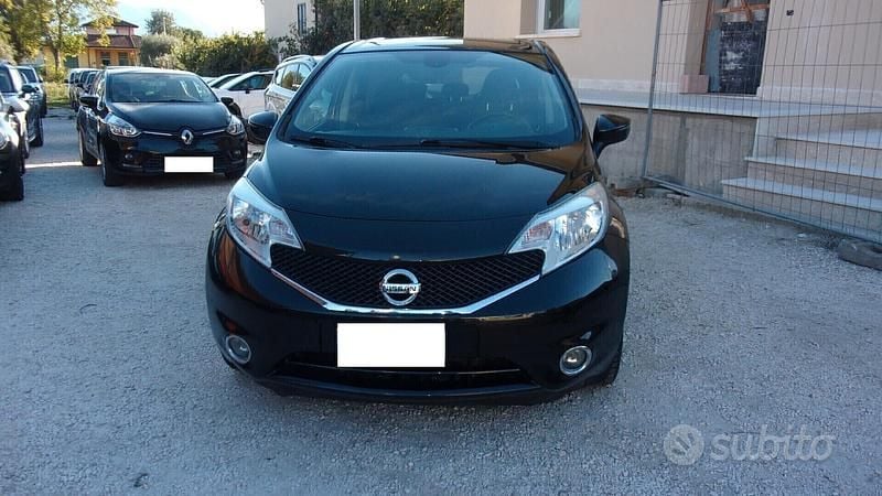 Nero Usata 2016 Nissan Note Tekna Tre volumi | 7900 € (Cara) - Immagine 1/4
