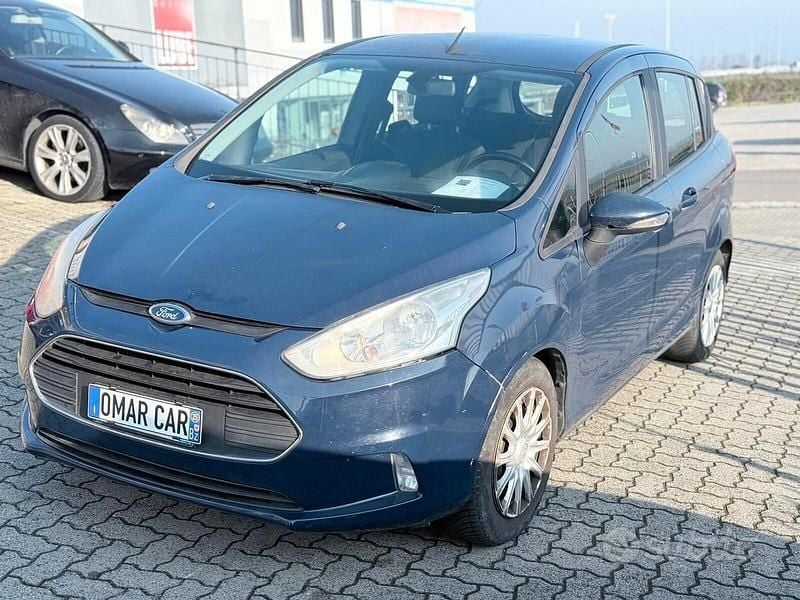 Usata Ford B-MAX 100 CV (73 kW) 2015 Nero Monovolume