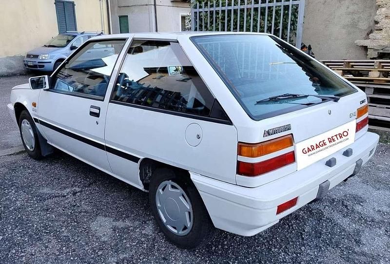 Usata Mitsubishi Colt 54 CV (39 kW) 1987 Bianco Utilitaria