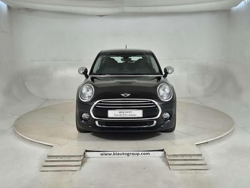 Usata Mini Cooper D 116 CV (85 kW) 2016 Nero Utilitaria