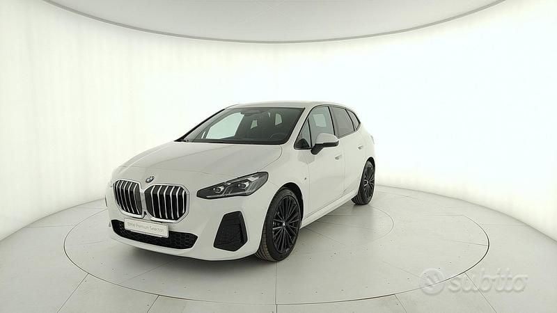 Usata BMW 218 Performance 2024 Bianco Station wagon