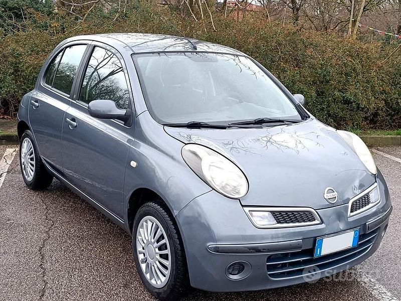 Usata Nissan Micra 80 CV (58 kW) 2009 Grigio Berlina