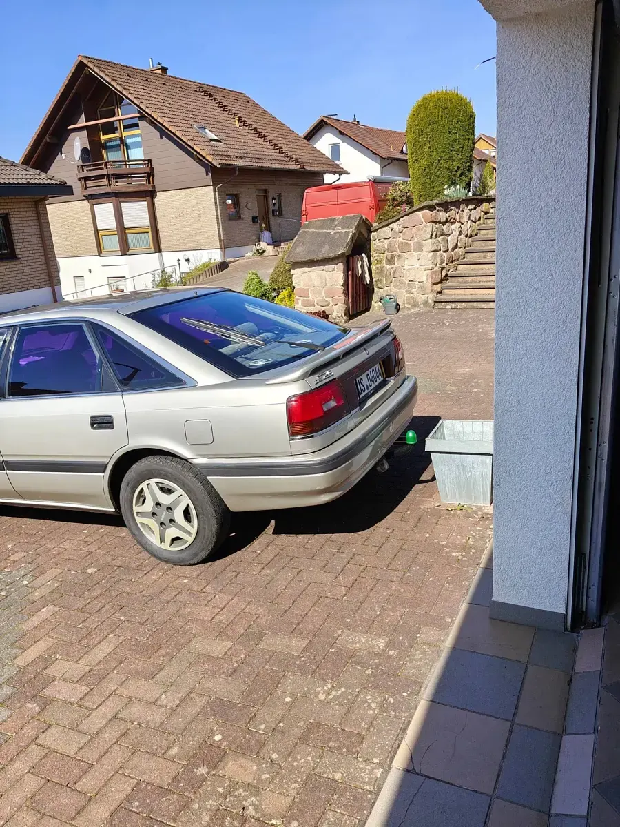 Usata Mazda 626 90 CV (66 kW) 1988 Argento Coupé