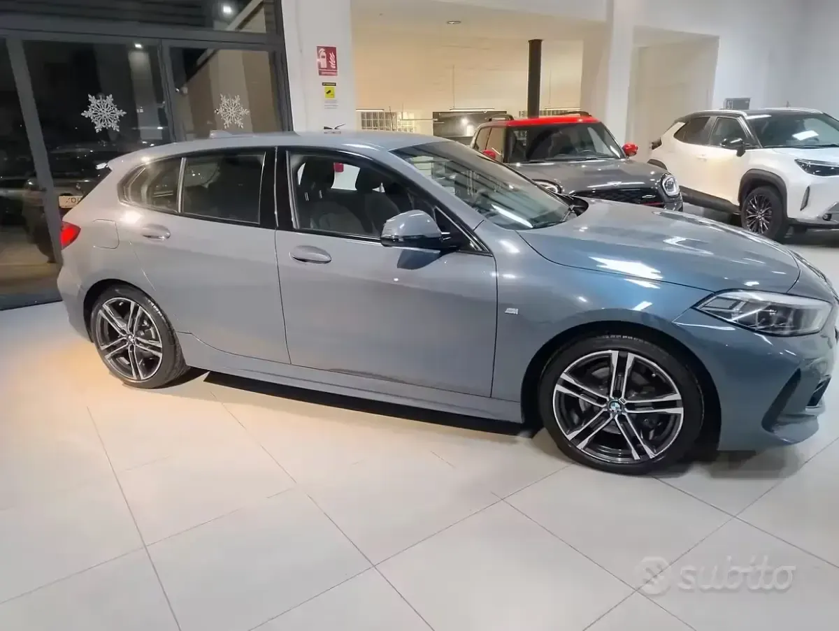 Usata BMW 116 M Sport 116 CV (85 kW) 2019 Grigio Utilitaria