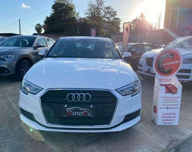 Usata Audi A3 Business 117 CV (86 kW) 2019 Bianco Berlina