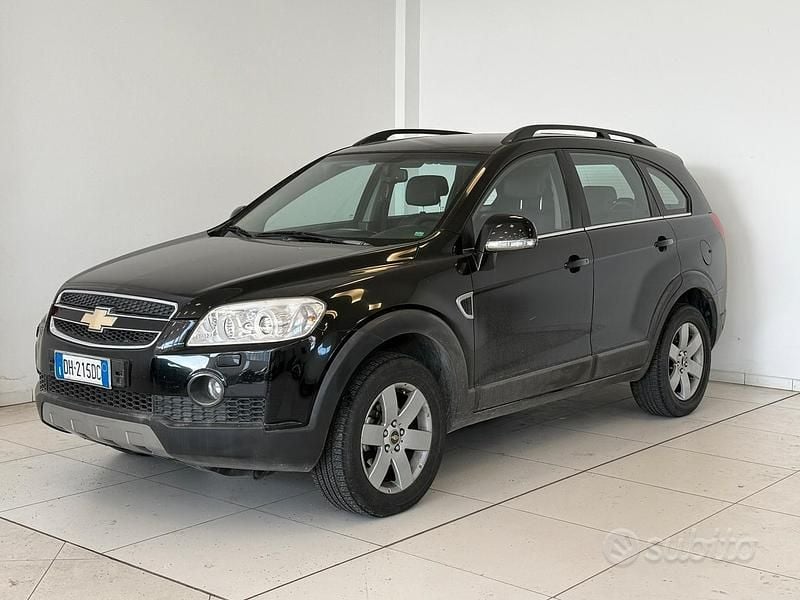 Usata Chevrolet Captiva 150 CV (110 kW) 2007 Nero SUV