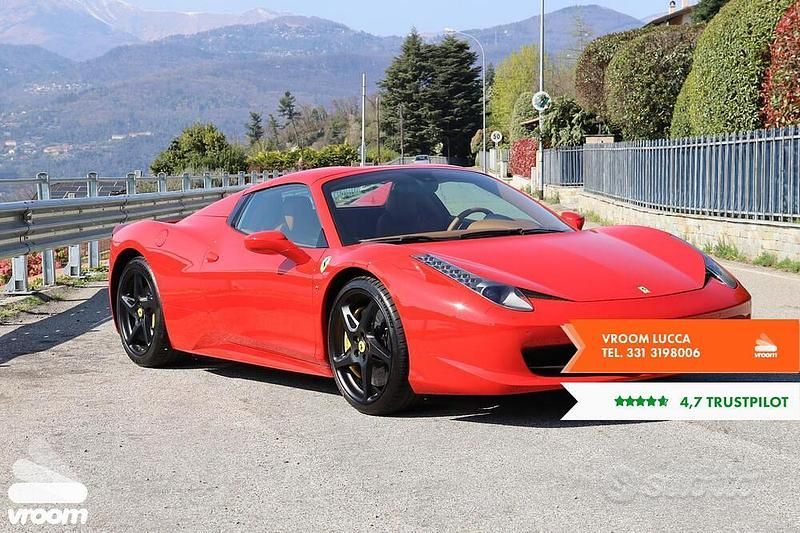 Usata Ferrari 458 565 CV (415 kW) 2015 Rosso Cabrio