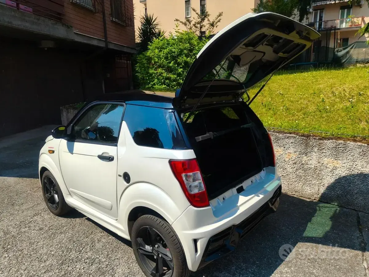 Usata Ligier JS50 2024 Bianco Utilitaria