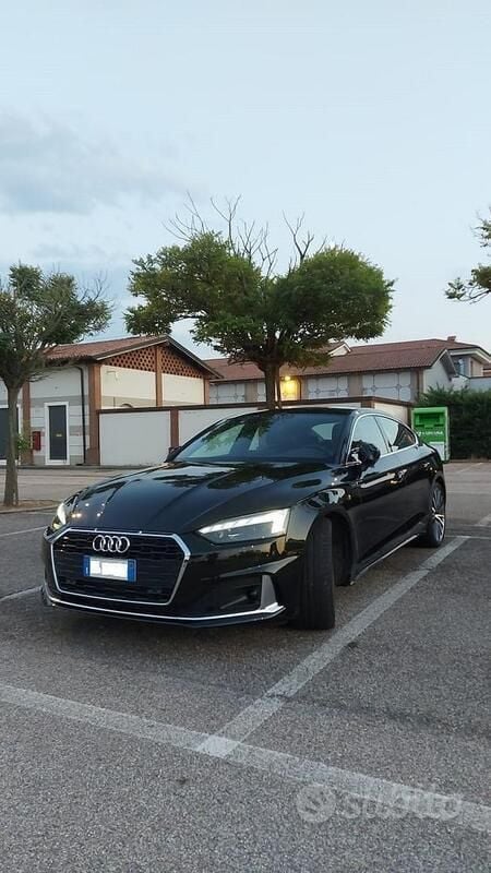 Nero Usata 2020 Audi A5 Sportback S-Line Due volumi | 28.000 € (Buon prezzo) - Immagine 1/4