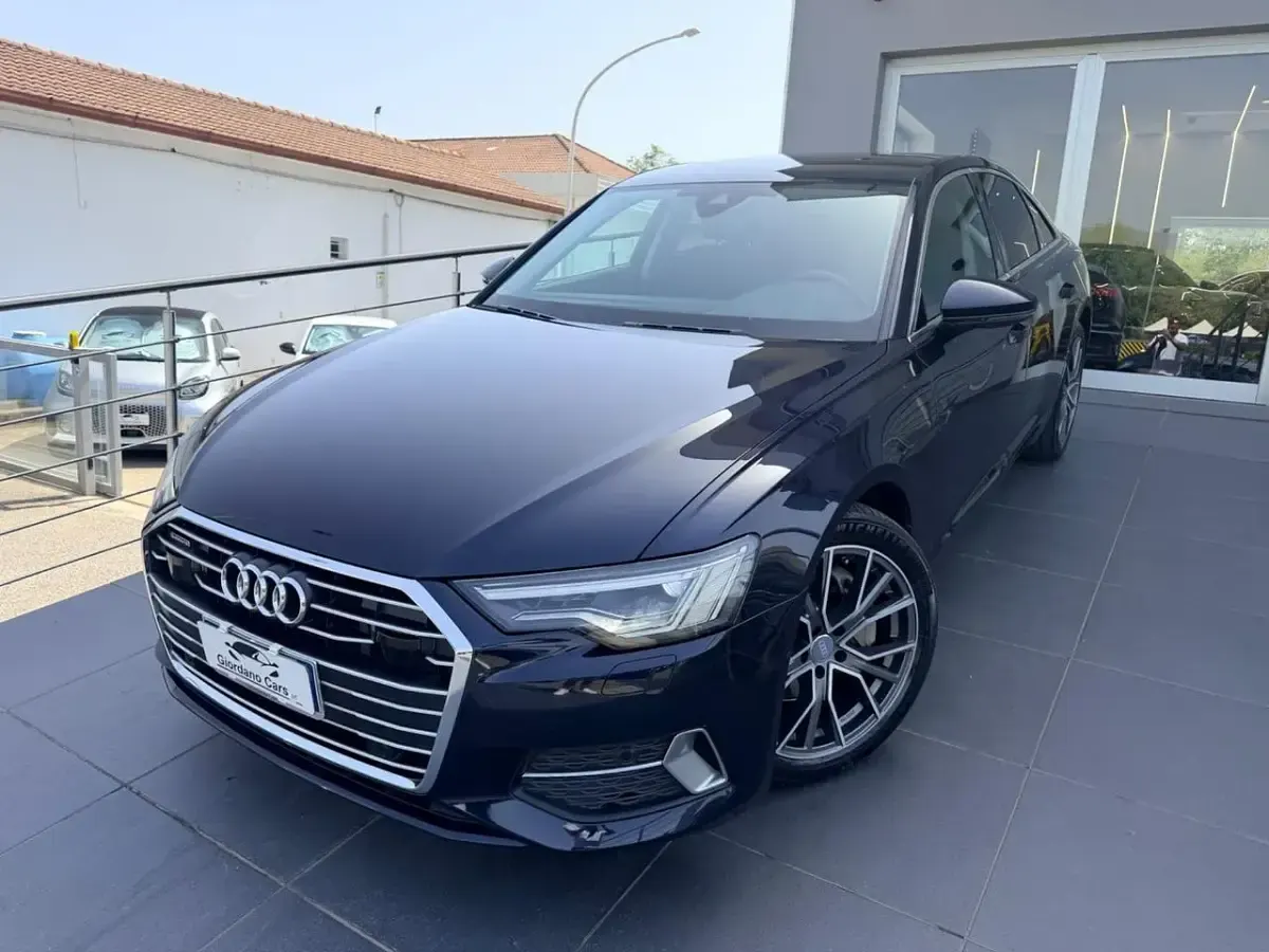 Usata Audi A6 Business 244 CV (179 kW) 2021 Blu Berlina