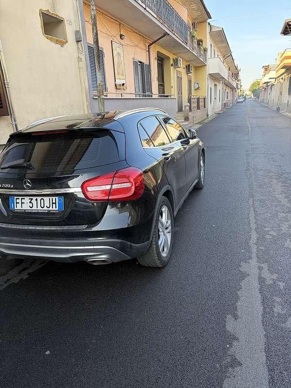 Usata Mercedes GLA200 136 CV (100 kW) 2016 SUV
